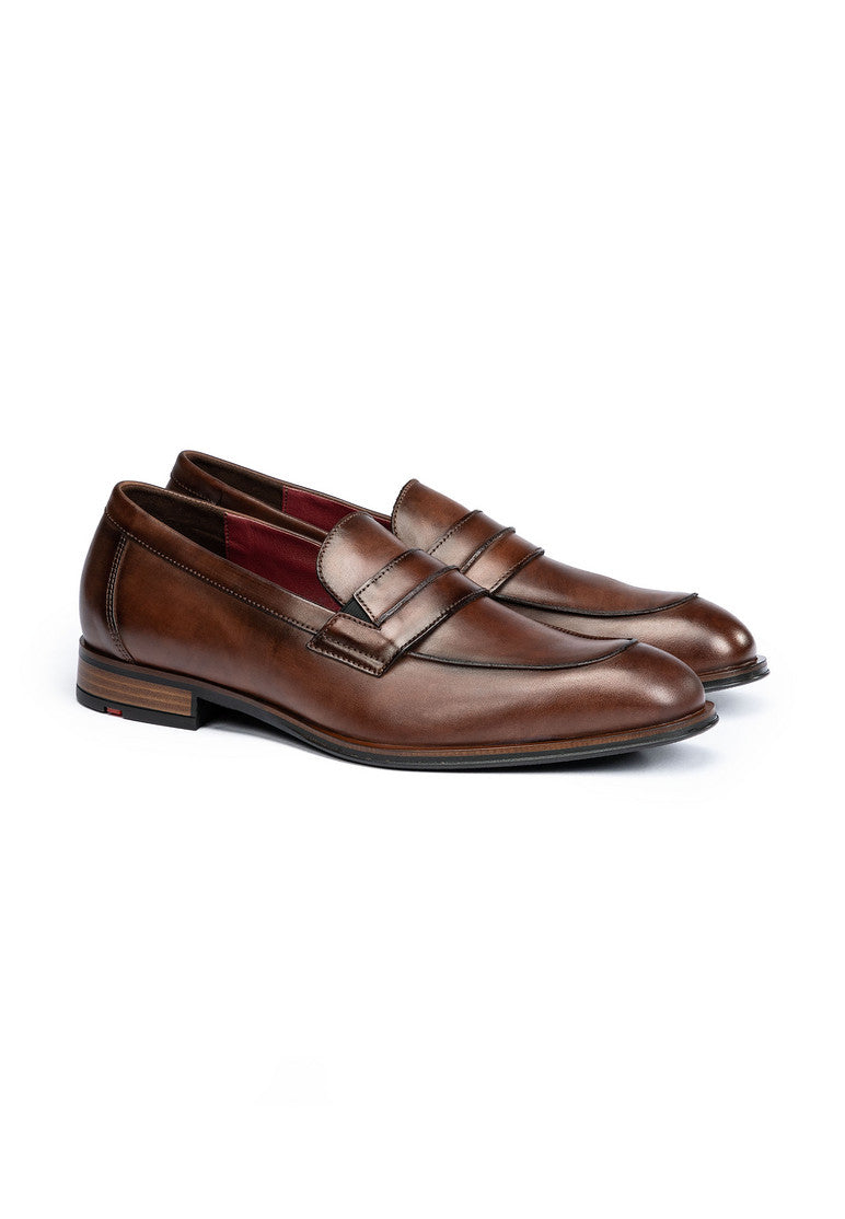 Sagres Leather Loafer in Brown