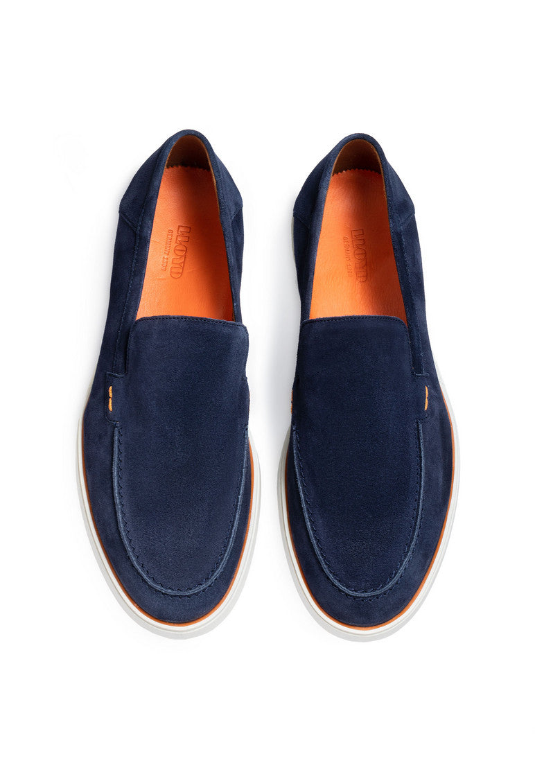 Hunter Suede Loafer in Blue