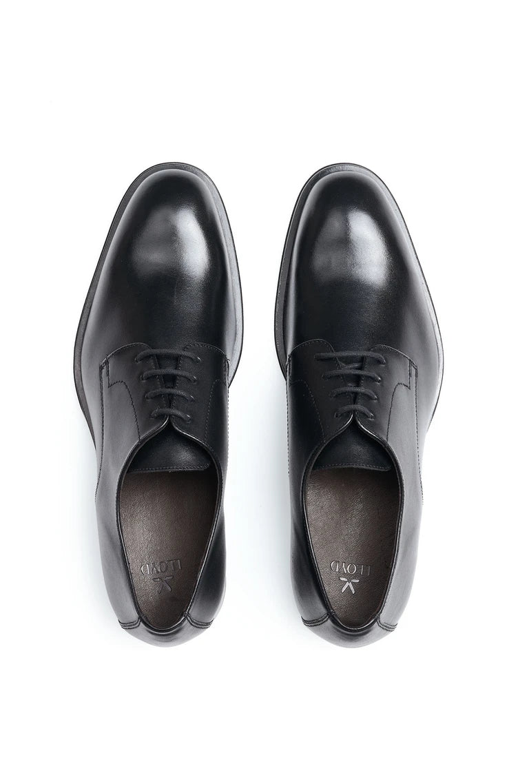 Core Plus 110 Leather Dress Shoe in Black