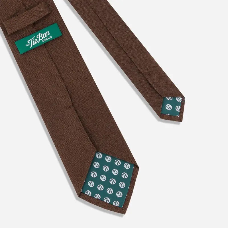 Astute Solid Chocolate Tie