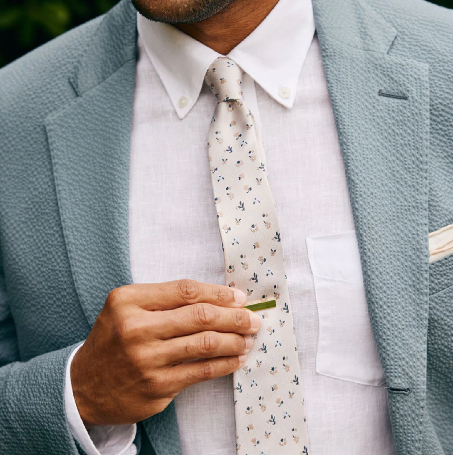 Falling Florals Champagne Tie