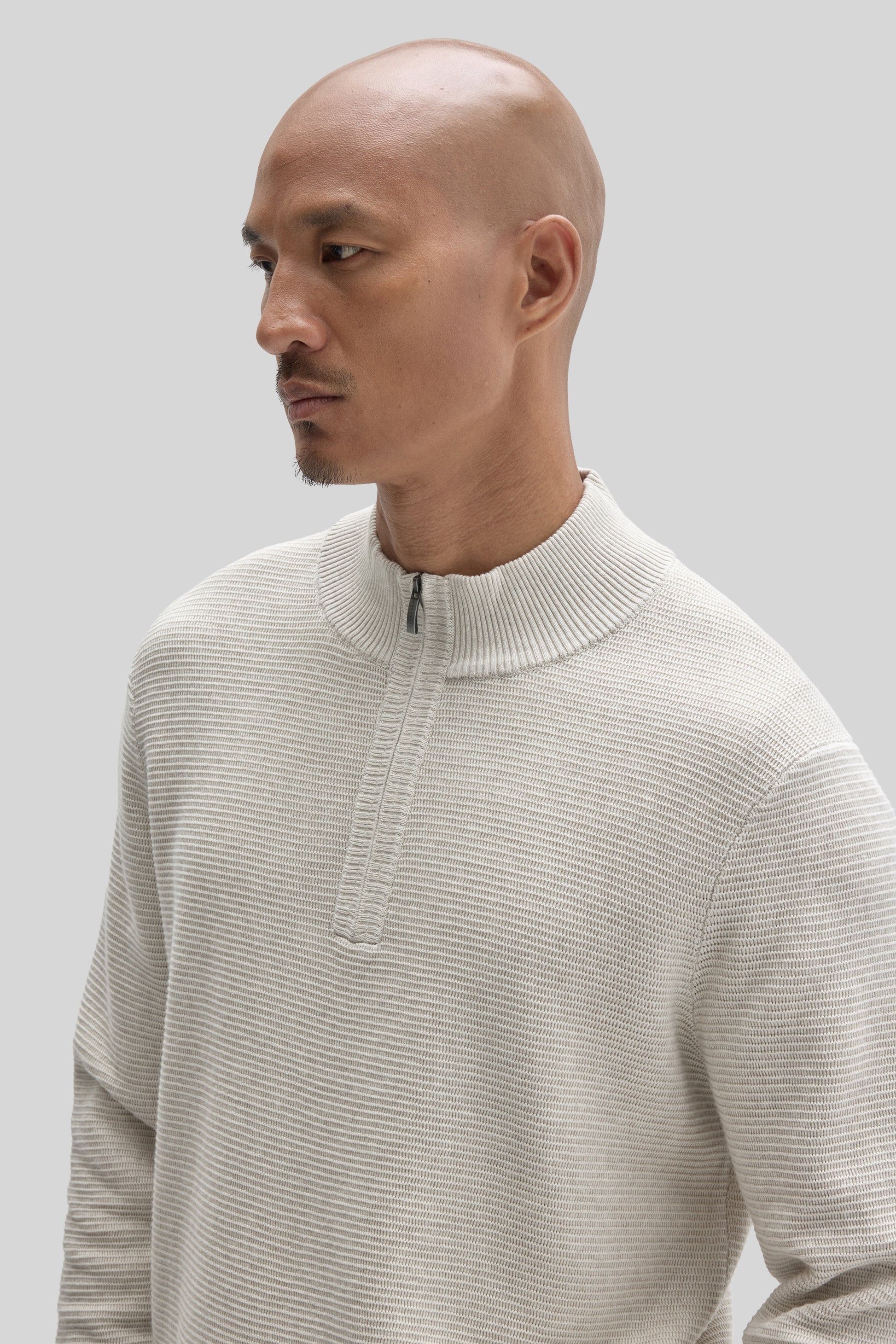 Gonzalo Quarter Zip Sweater in Moonstone
