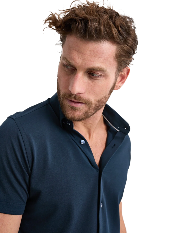 Short Sleeve Knit Shirt in Navy