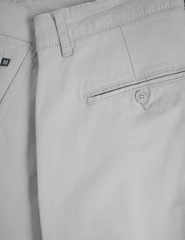Thomas Shorts in Alloy, best mens shorts