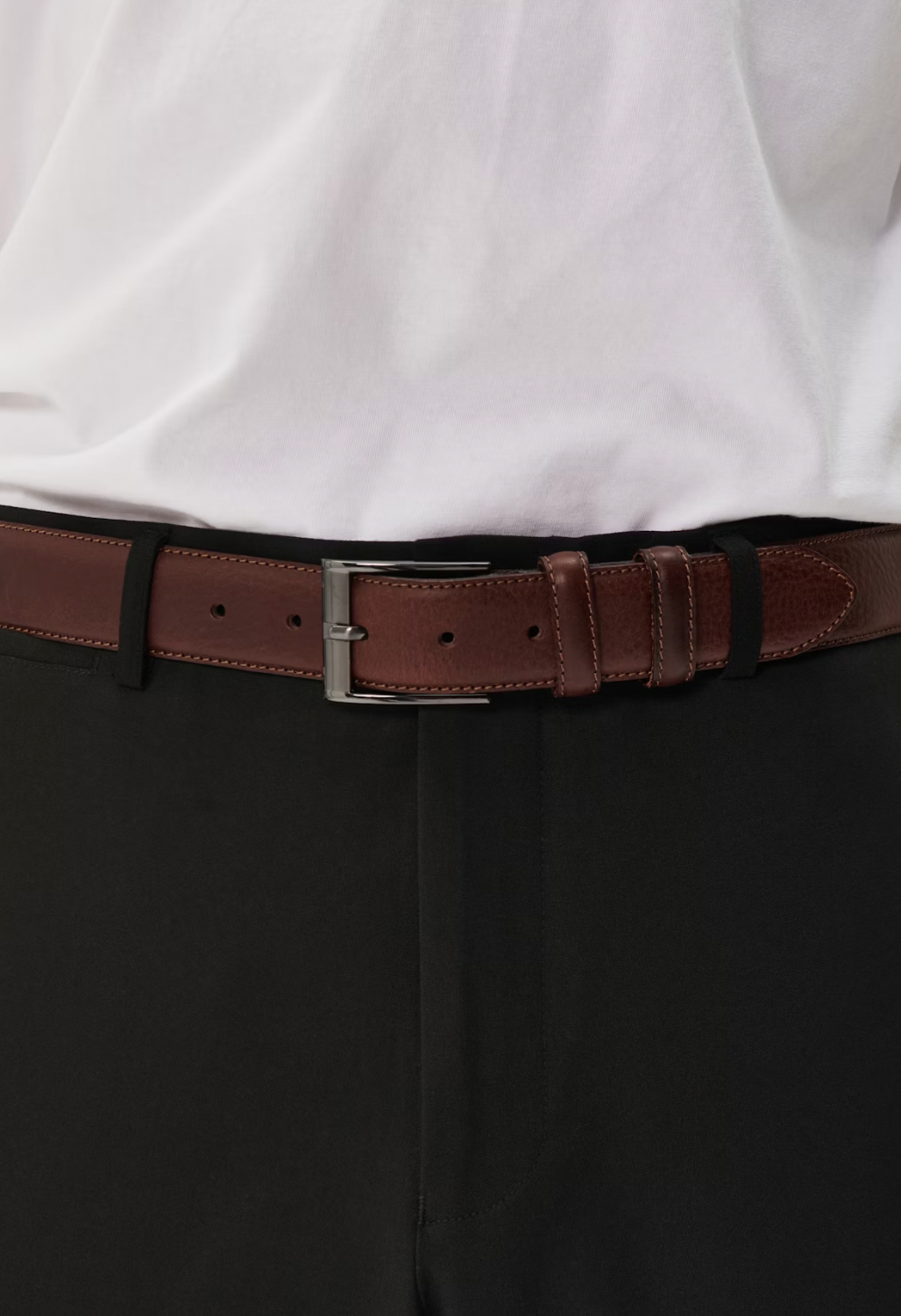 Essinot Leather Belt in Dark Brown
