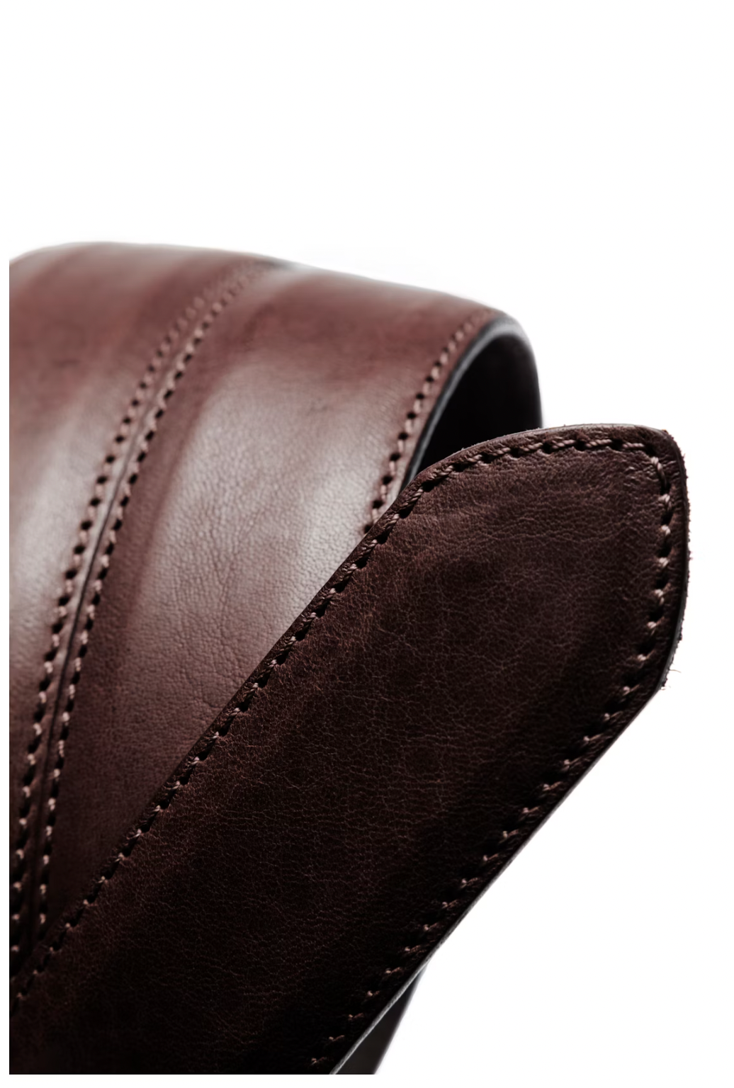 Essinot Leather Belt in Dark Brown
