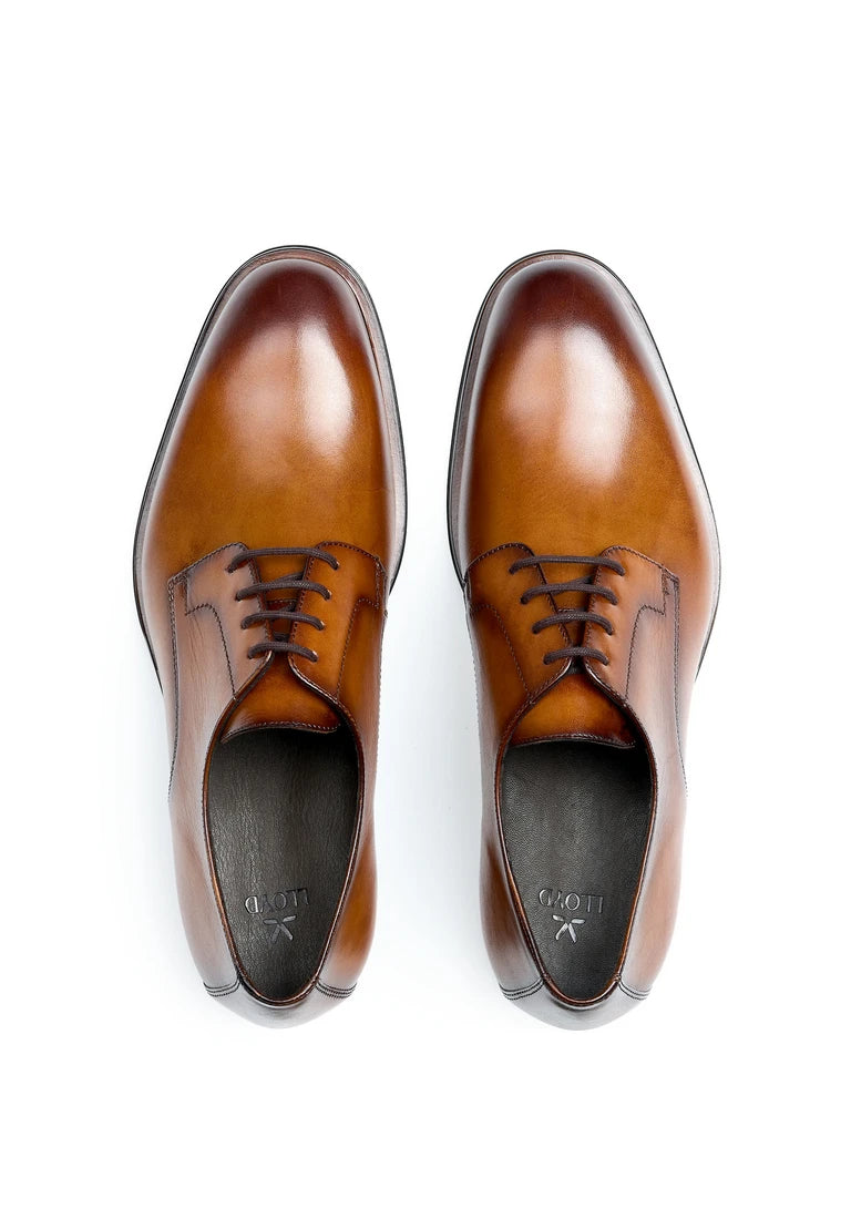 Core Plus 110 Leather Dress Shoe in Brown