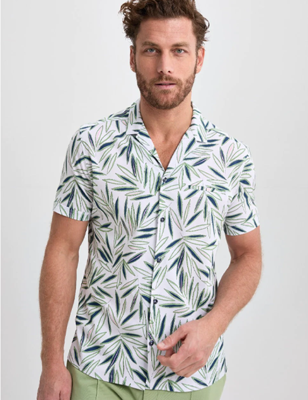 Green Leaf Resort Short Sleeve Shirt