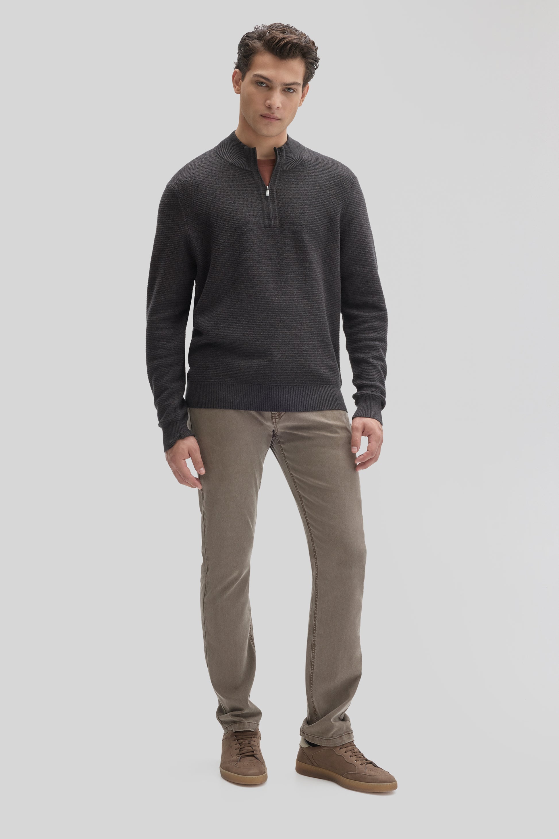 Gonzalo Quarter Zip Sweater in Espresso