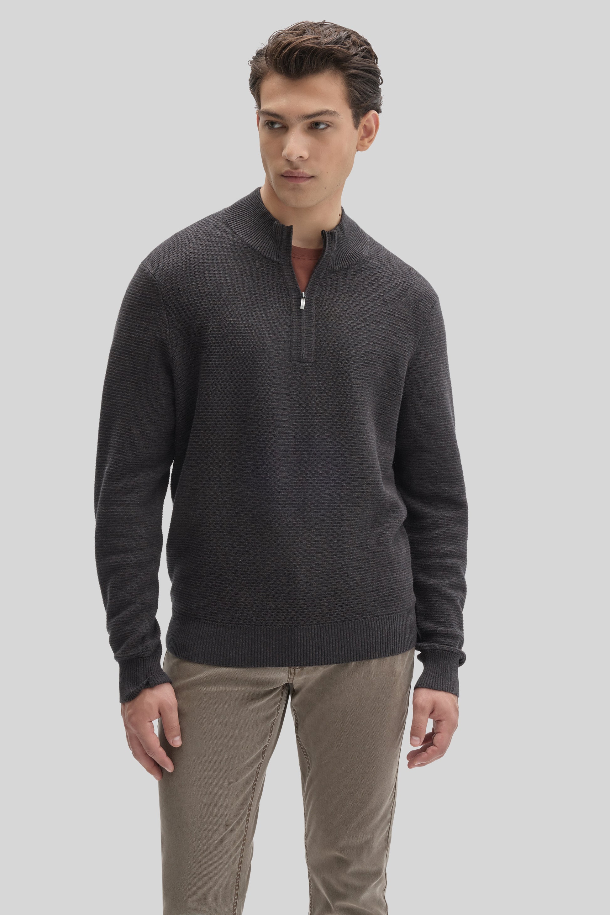 Gonzalo Quarter Zip Sweater in Espresso