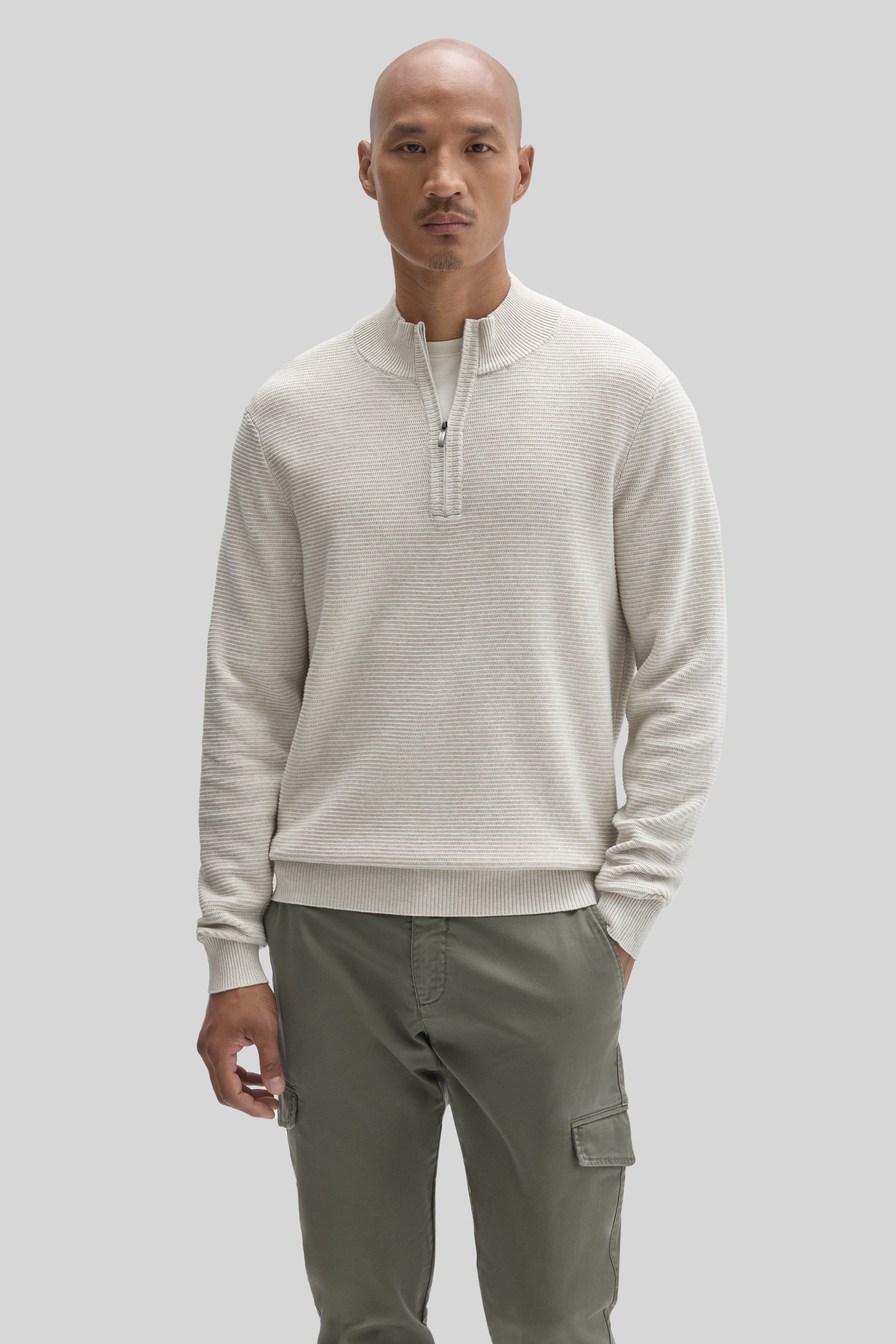 Gonzalo Quarter Zip Sweater in Moonstone