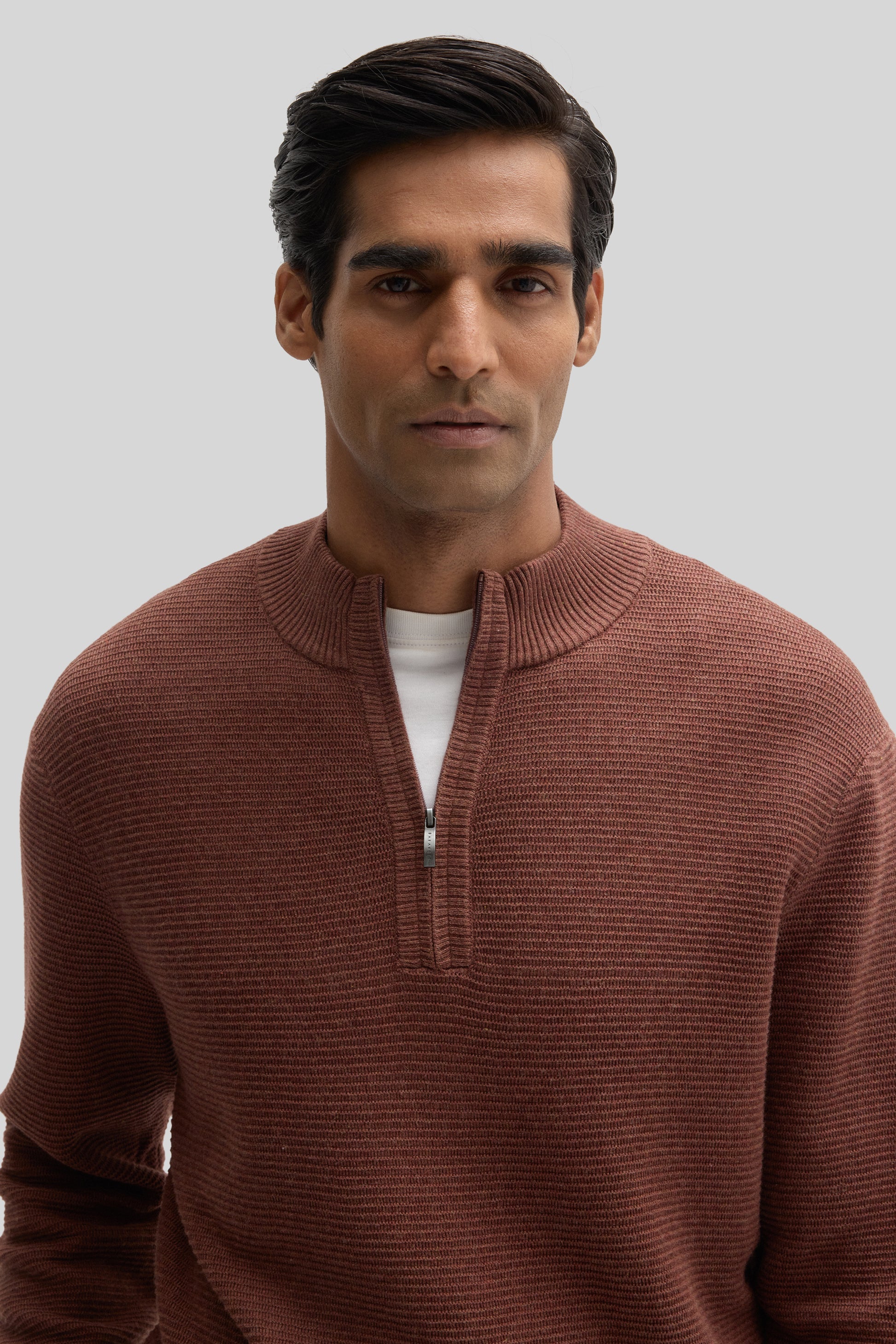 Gonzalo Quarter Zip Sweater in Rusty Brown